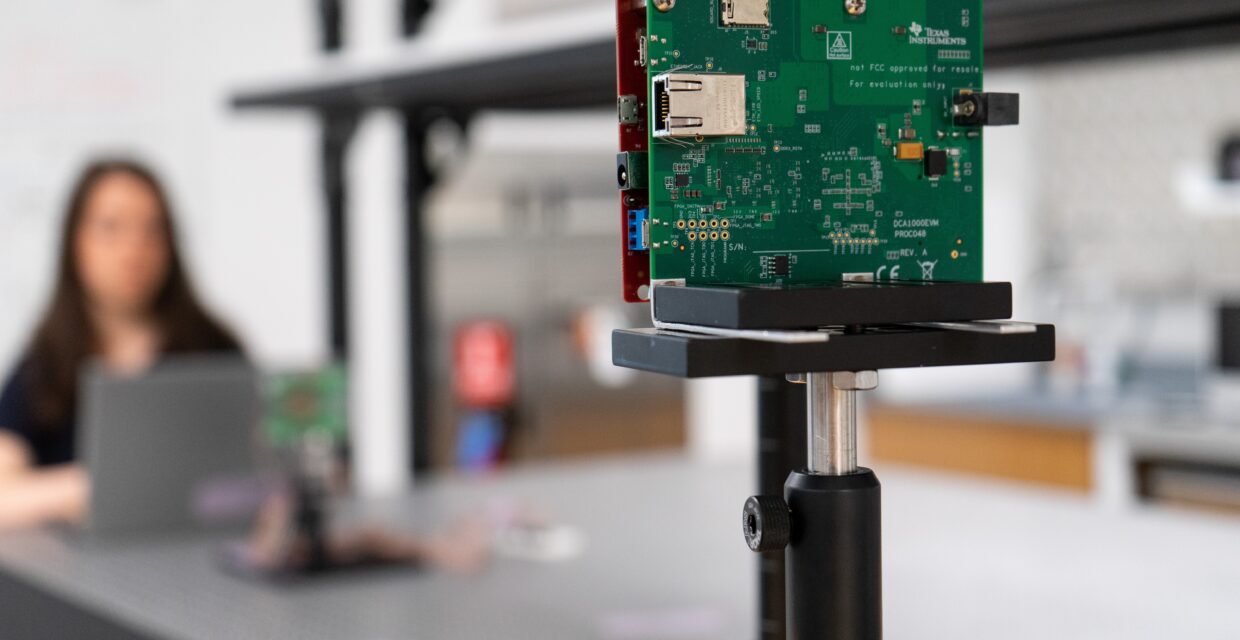 Avanços em sensores de radar para monitoramento cardíaco remoto e os desafios à privacidade