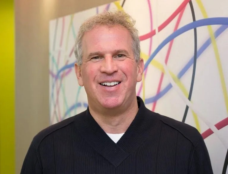 Desafios e equívocos na percepção do mercado sobre consumidores maduros