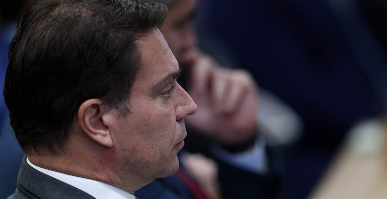 Ex-deputado Alexandre Ramagem é detido pelo ICE nos Estados Unidos por irregularidade migratória