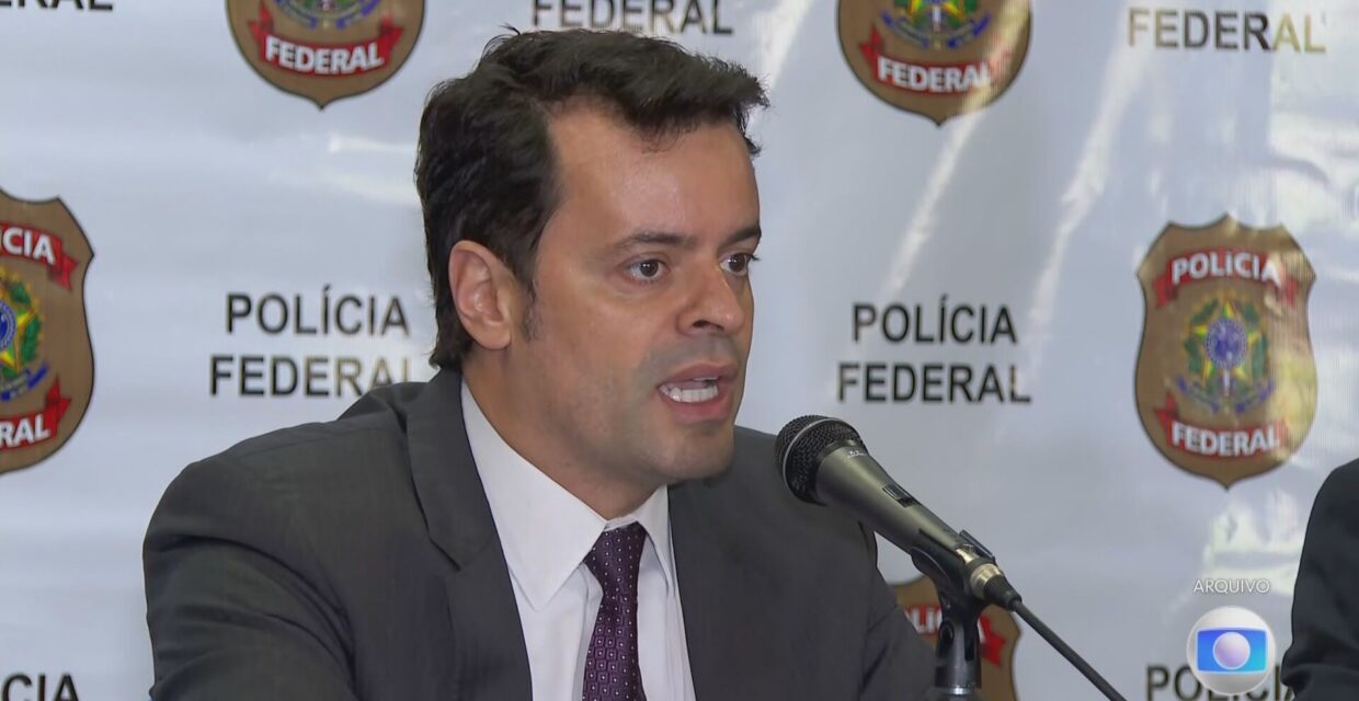 Governo brasileiro aguarda esclarecimentos dos EUA sobre expulsão de delegado da Polícia Federal