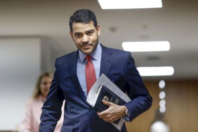 Senado realiza sabatina de Jorge Messias para vaga no Supremo Tribunal Federal