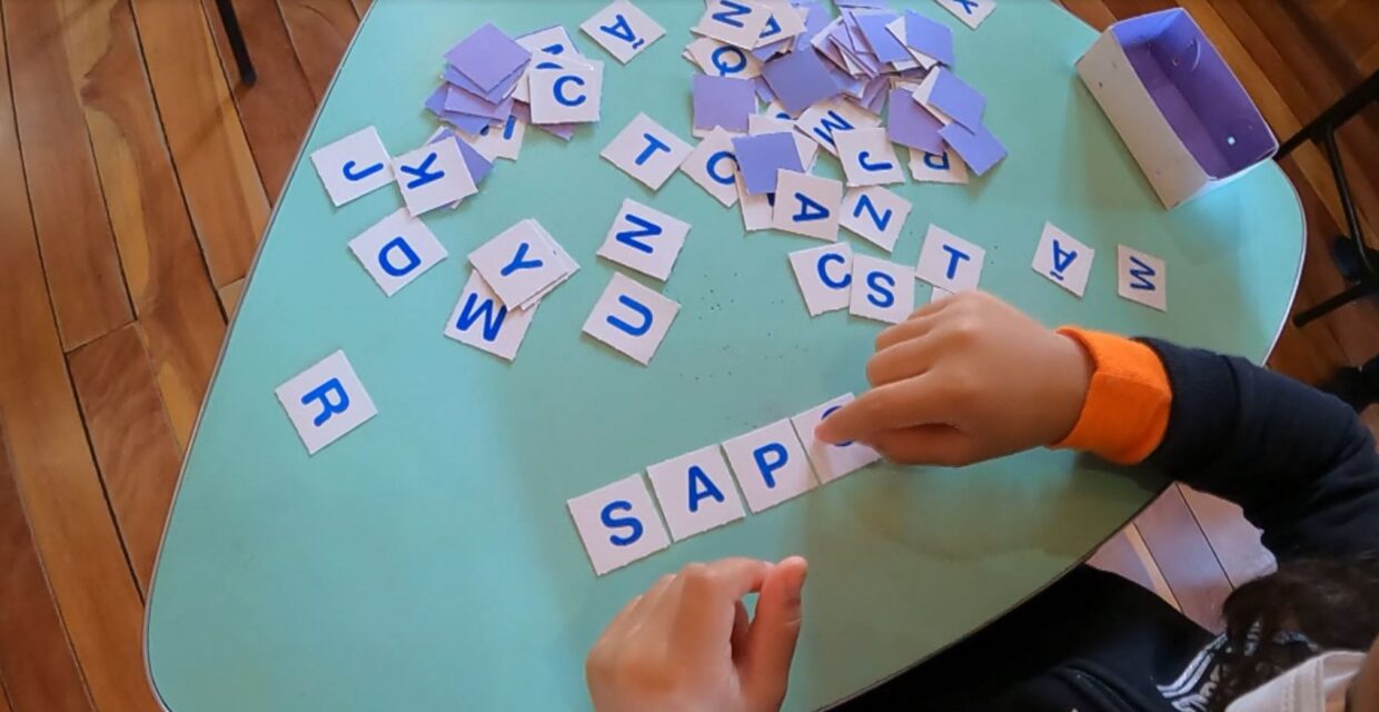 Indicador do MEC aponta 122 municípios com total alfabetização de crianças no 2º ano do ensino fundamental em 2025
