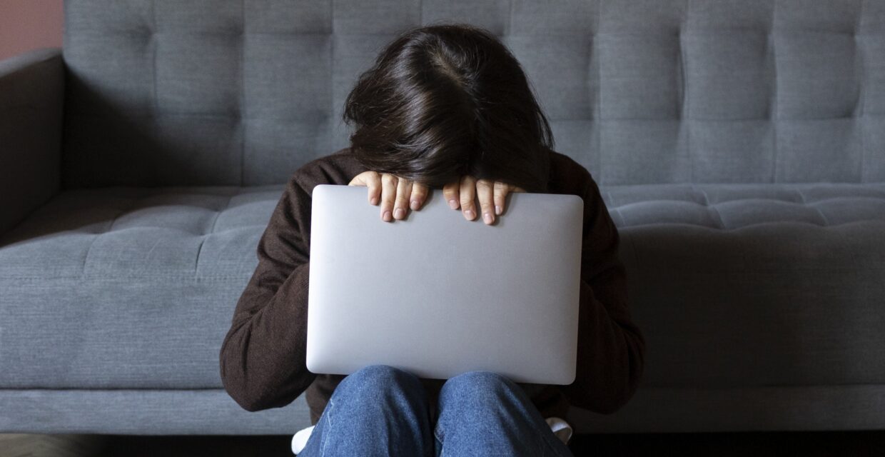 Estudo revela que mais de 10 milhões de crianças em países emergentes sofrem abuso sexual online