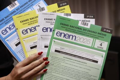 MEC amplia locais de prova e automatiza inscrições para Enem 2026 visando integração ao Saeb