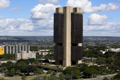 Senado deve votar PEC que estabelece autonomia financeira ao Banco Central e inclui PIX na Constituição