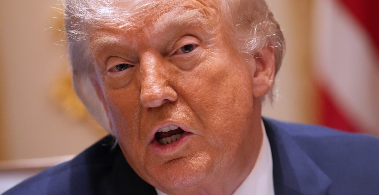 Trump anuncia decisão iminente sobre acordo nuclear com Irã e estabelece condições