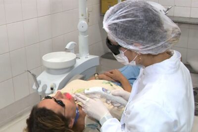 Estudo da PUC-Campinas confirma eficácia do laser no tratamento da perda do paladar pós-Covid-19