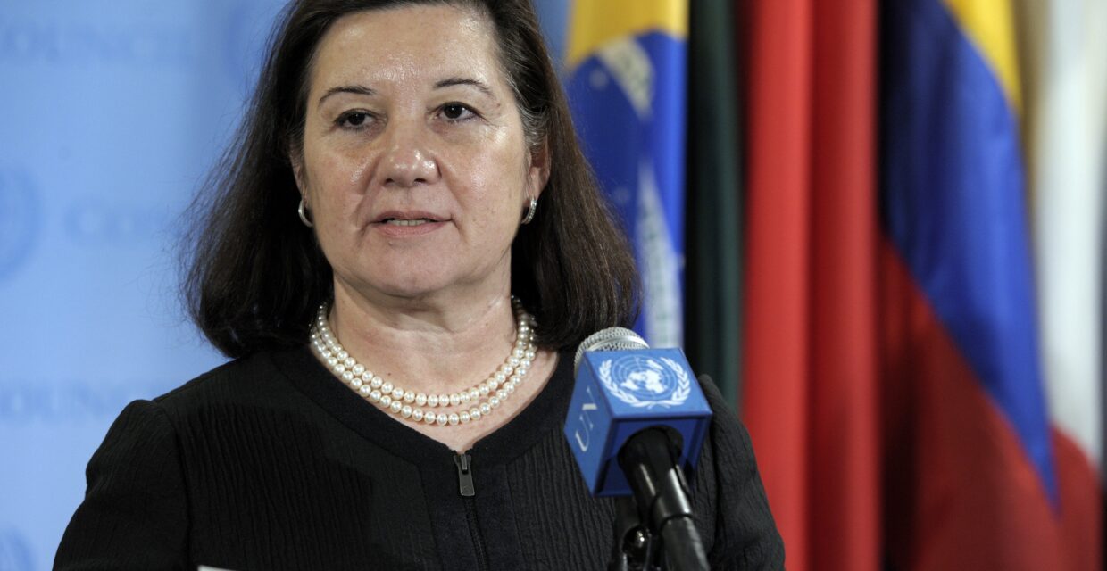 Estados Unidos revogam visto da embaixadora brasileira em meio a impasse diplomático