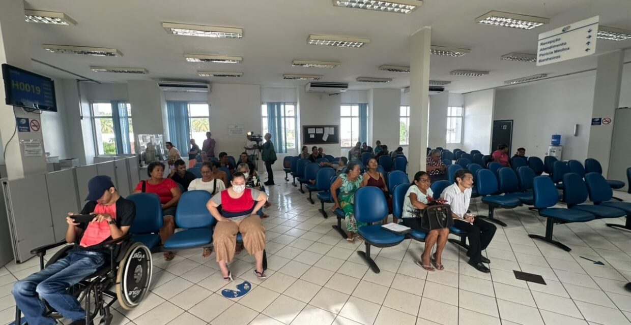 INSS Registra Redução da Fila de Espera e Aumento nos Indeferimentos de Benefícios em 2026