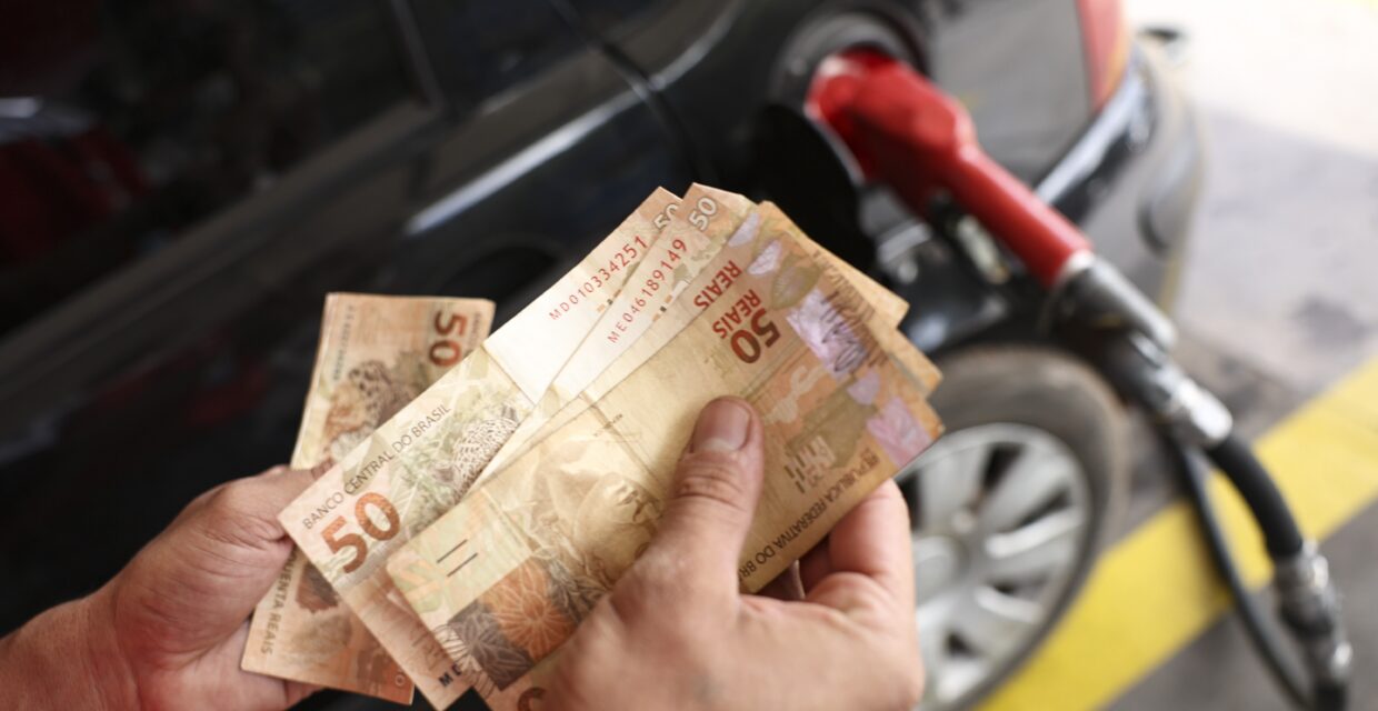Governo intensifica fiscalização e estabelece multas elevadas para coibir aumentos abusivos nos preços dos combustíveis
