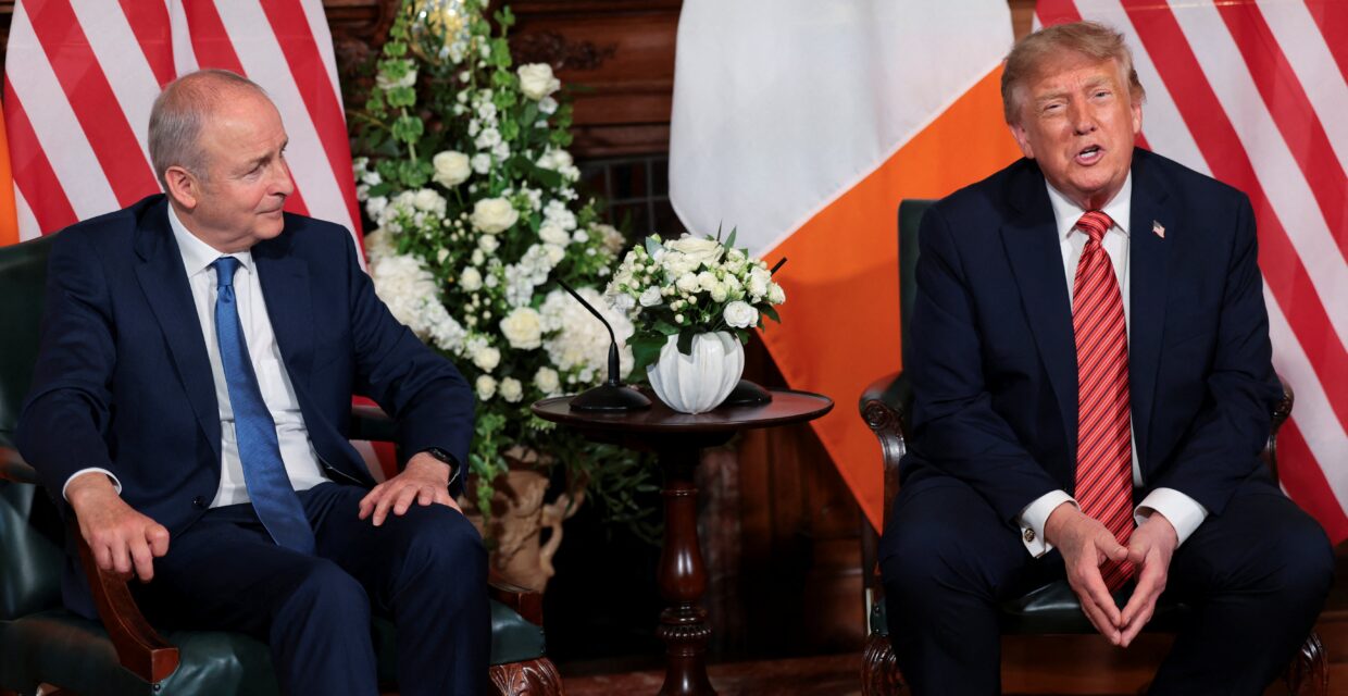 Trump minimiza preocupações sobre inteligência artificial e destaca liderança dos EUA no setor