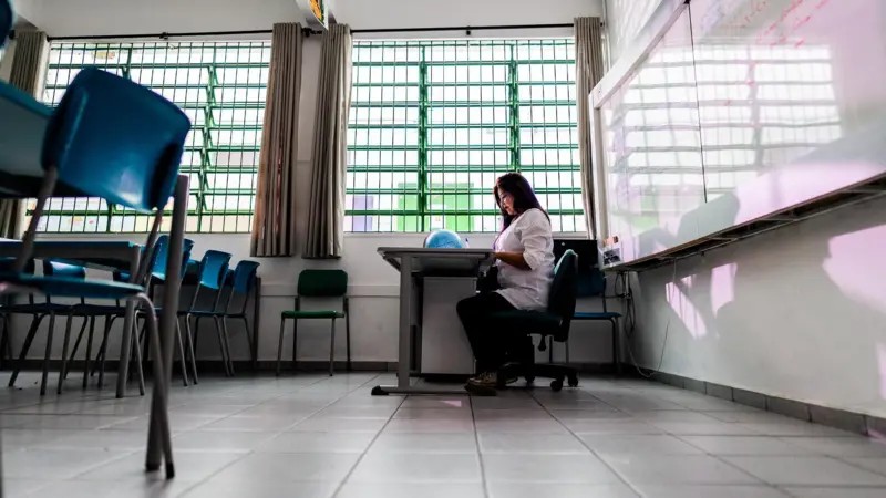 Violência contra professores no Brasil: desafios e impactos na educação pública