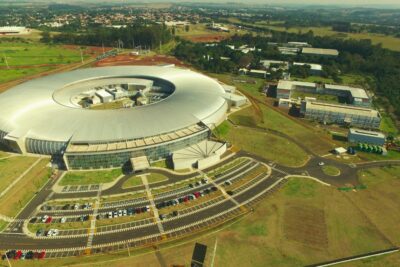 CNPEM promove evento aberto para apresentação do acelerador Sirius e avanços científicos em Campinas