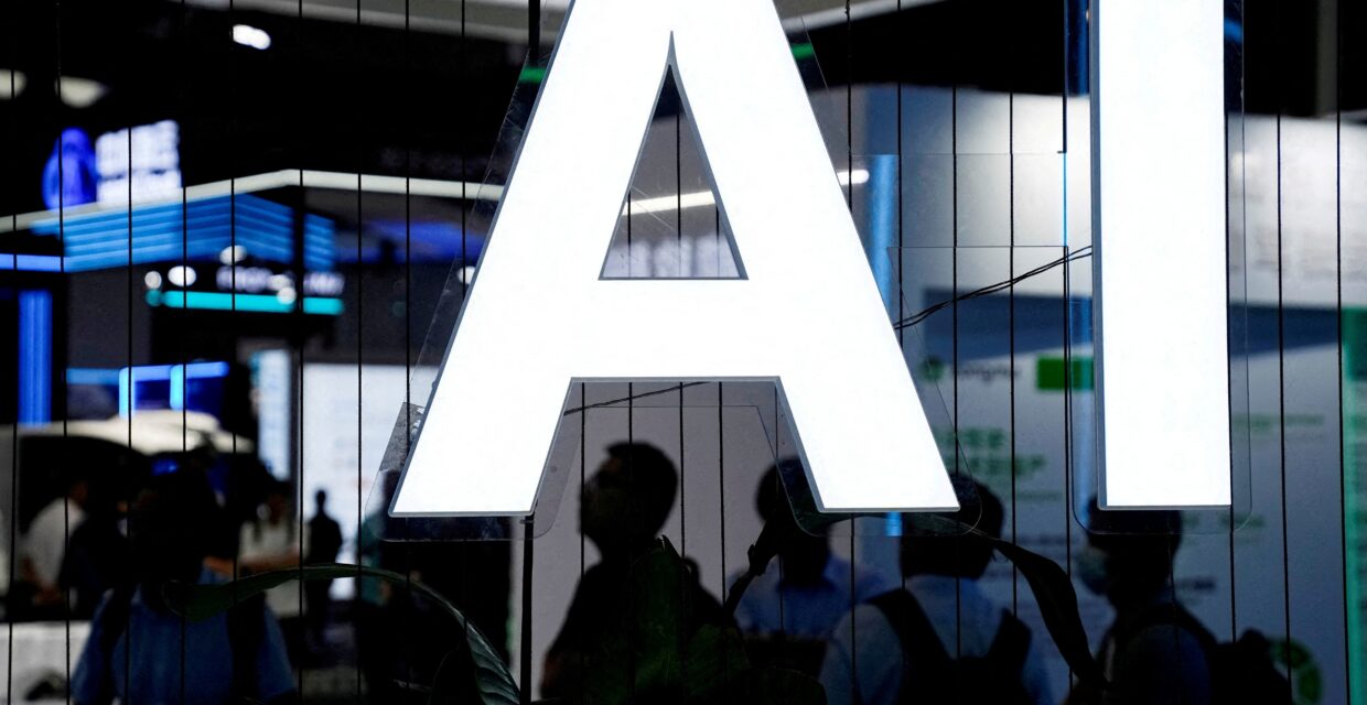 Especialistas em Inteligência Artificial Propõem Criação de Agência Internacional para Supervisão de Sistemas Avançados