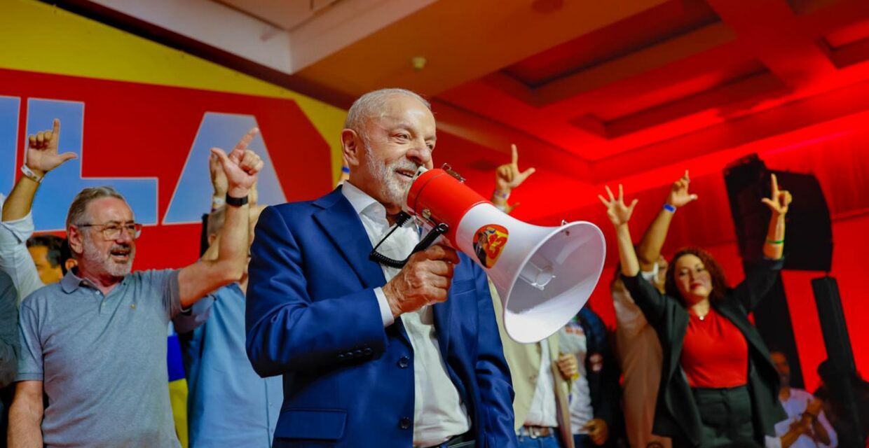 Fã-clubes de artistas pop organizam ação para ampliar presença digital de Lula nas eleições